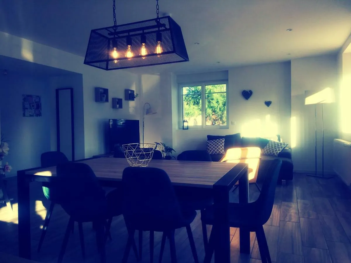Résidence Tamaris La Meziere Maison d'hôtes